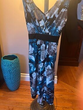 Reitmans Blue, Black and Gray Floral Midi Dress